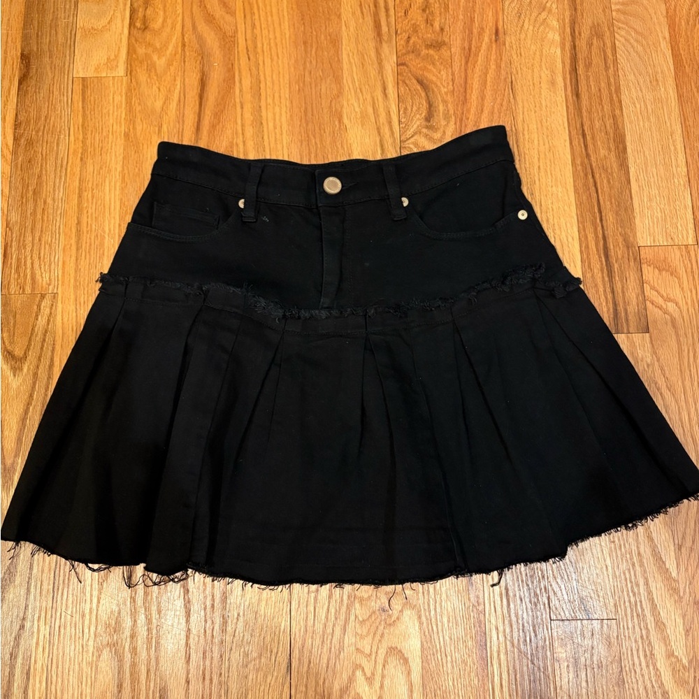 Blank NYC Black Pleated Mini Skirt with Raw-Edge Detail